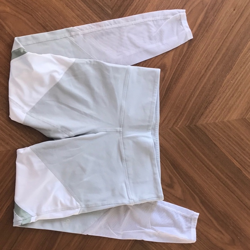 Alo yoga pants